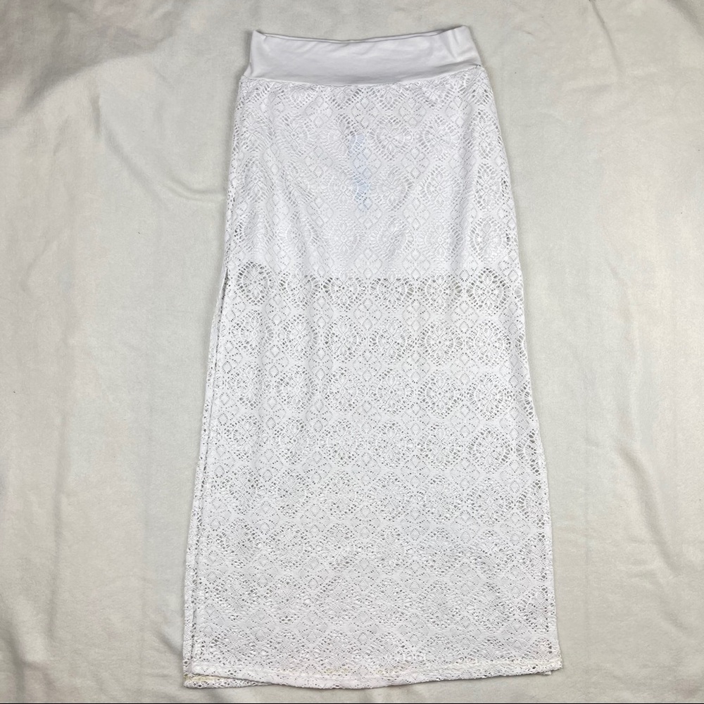 Solitaire Swim White Lace Beach Swimsuit Cover Up
